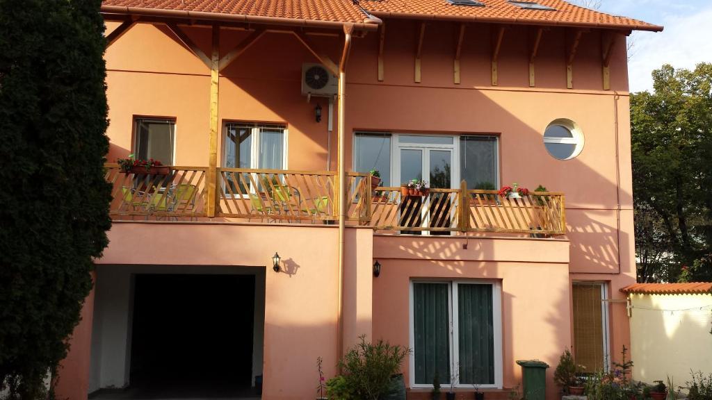 Aquarius Vendeghaz Hotel Szeged Bagian luar foto